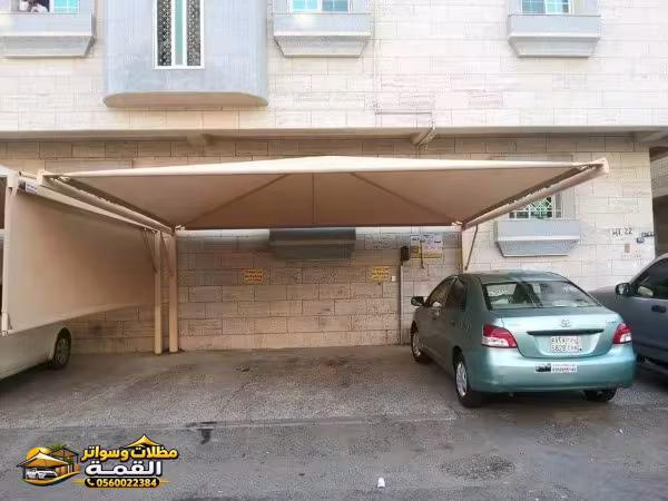 صورة من المعرض